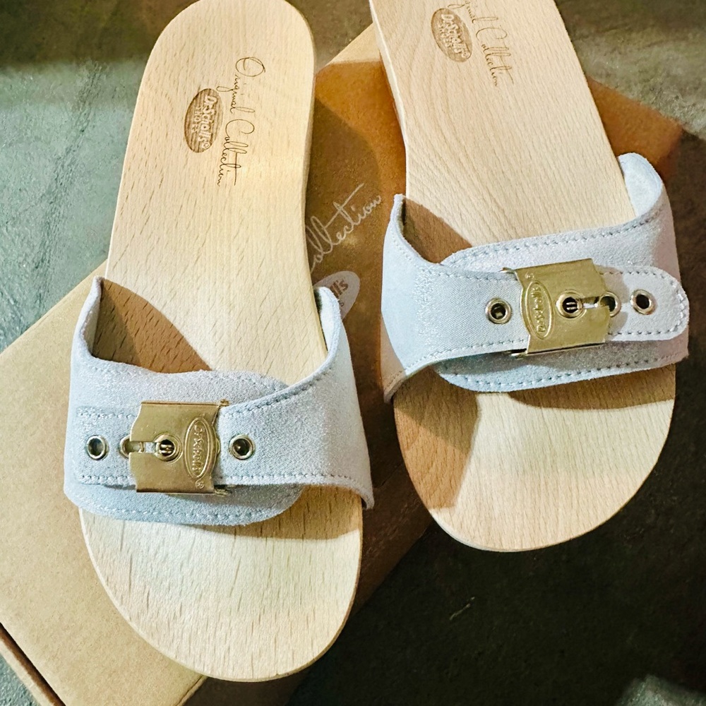 Dr. Scholl's White Sandals with Gold Buckle